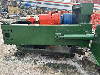 礦山專(zhuān)用天井鉆孔鉆機(jī) 礦山專(zhuān)用天井鉆孔鉆機(jī)